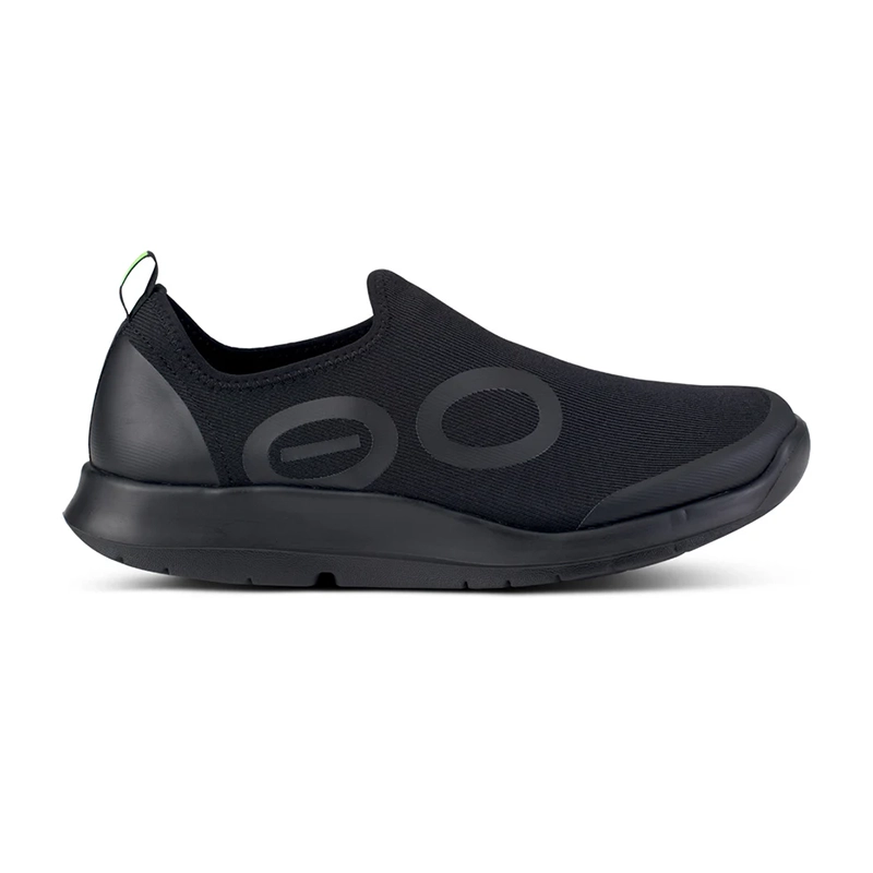 9. OOFOS OOmg Low Shoe