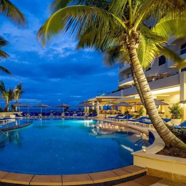 Infinity pool at Condado Vanderbilt overlooking the ocean