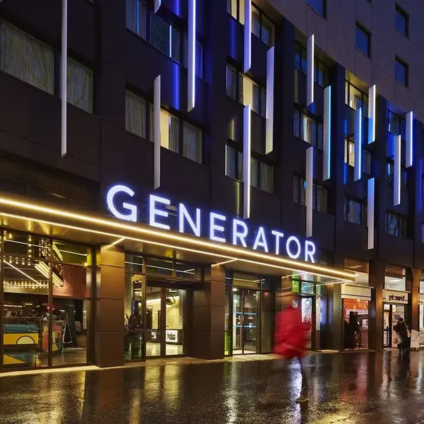 Generator Paris