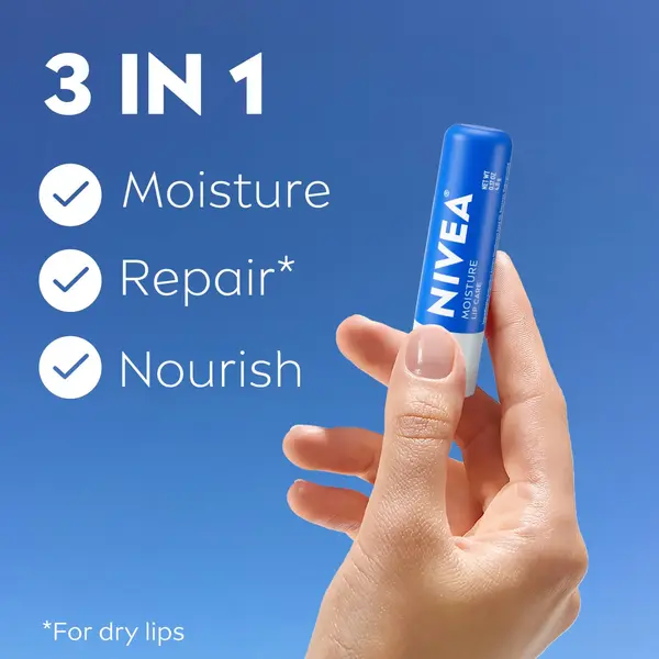 NIVEA Moisture Lip Care