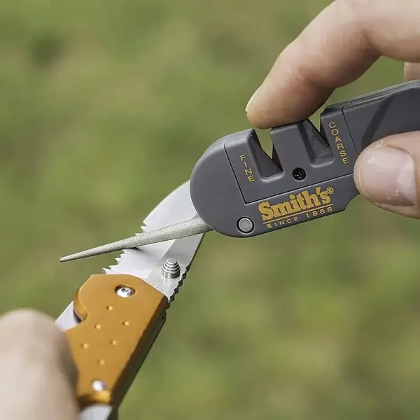 Smith’s Pocket Pal Multi-Function Sharpener
