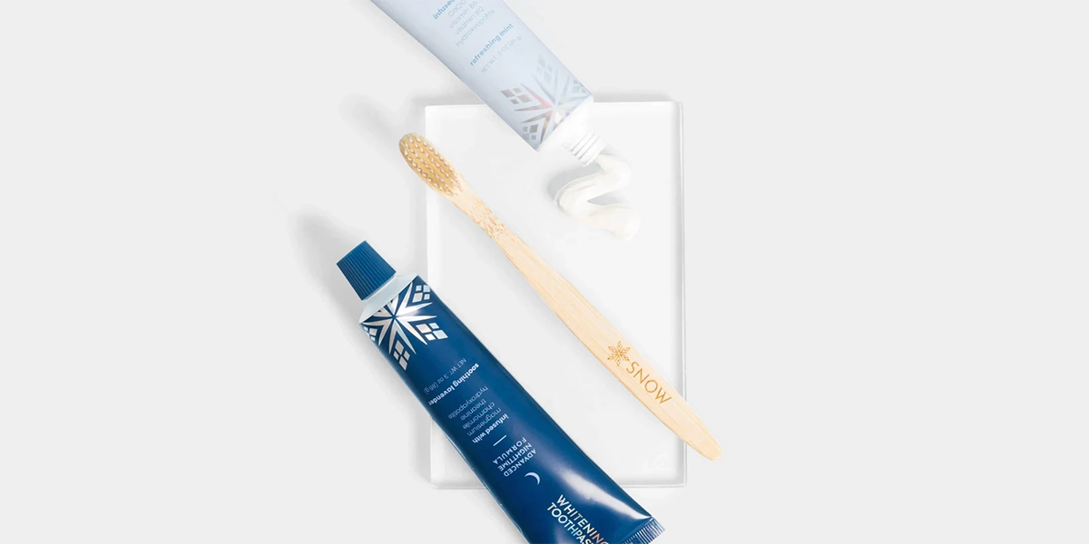 Snow Whitening Toothpaste