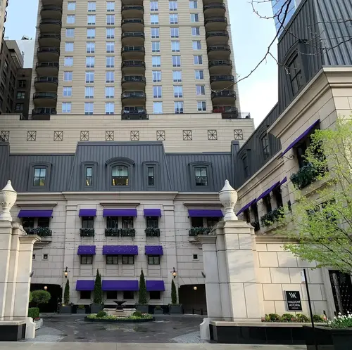 Waldorf Astoria Chicago